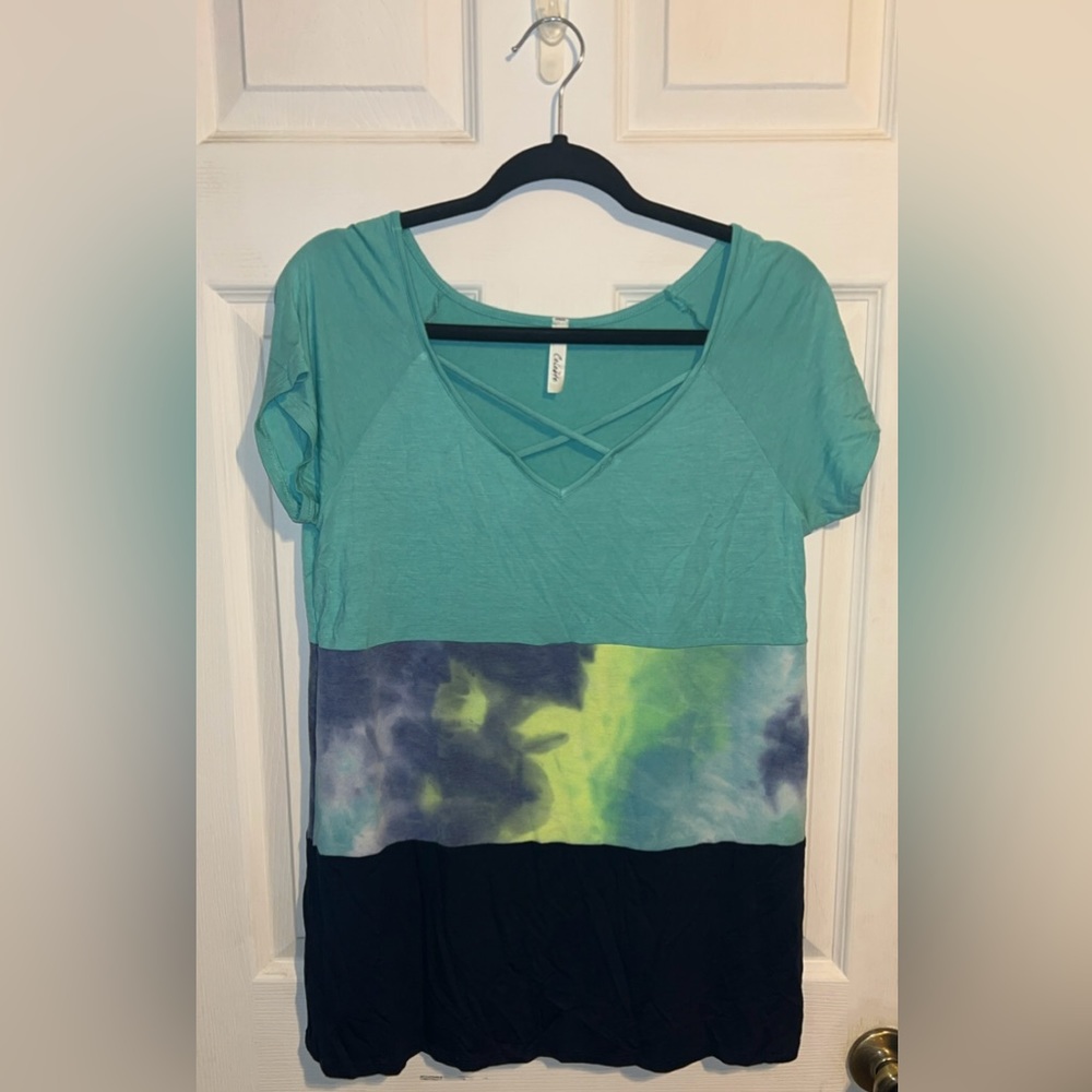Women's shirt size XL